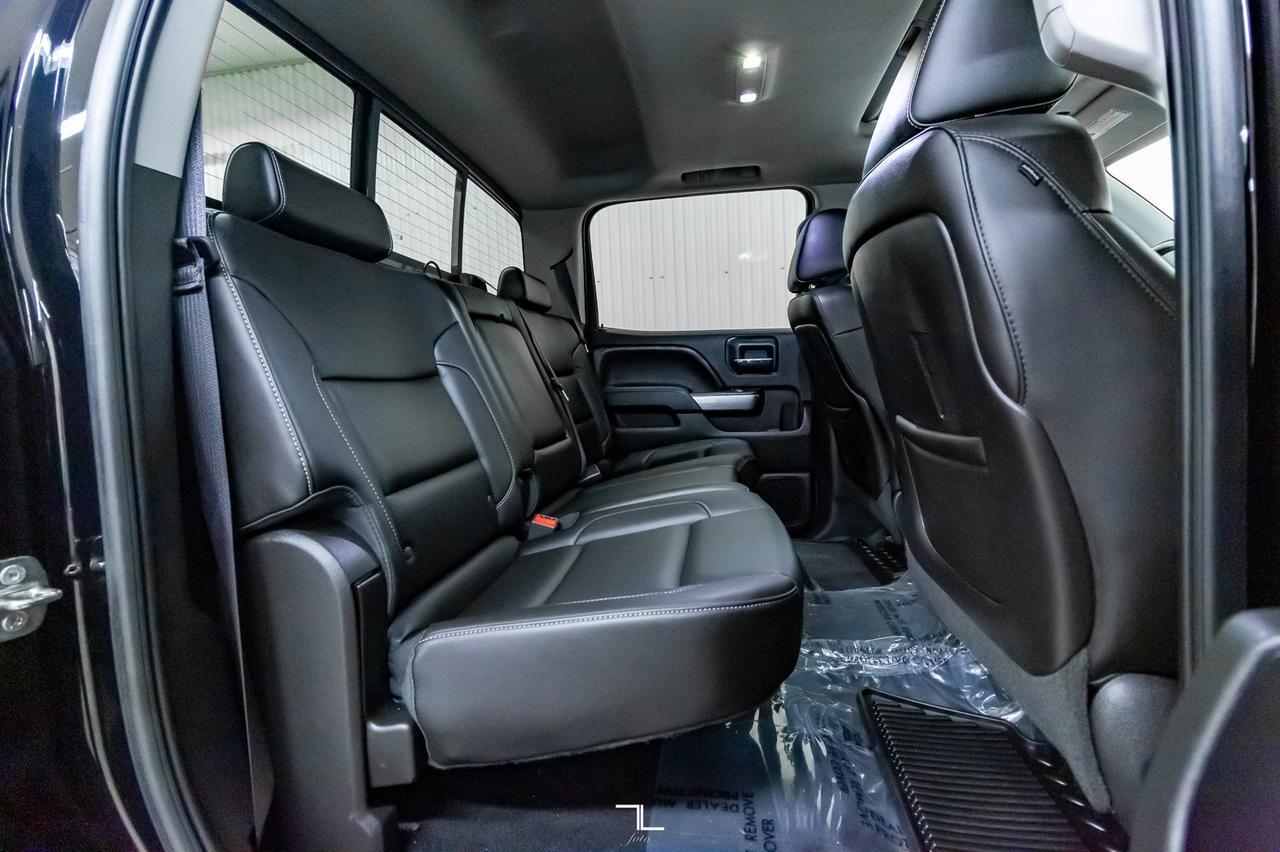 2015 Chevrolet Silverado 1500 4x4 Crew Cab LTZ Z71 Leather Roof Nav Red Deer AB