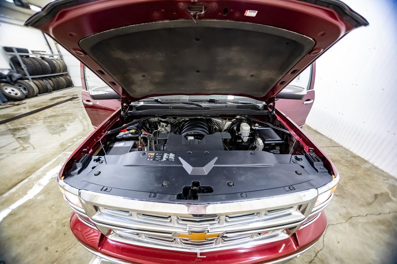 2015 Chevrolet Silverado 1500 4x4 Crew Cab LTZ Z71 Longbox Leather Nav BCam Red Deer AB