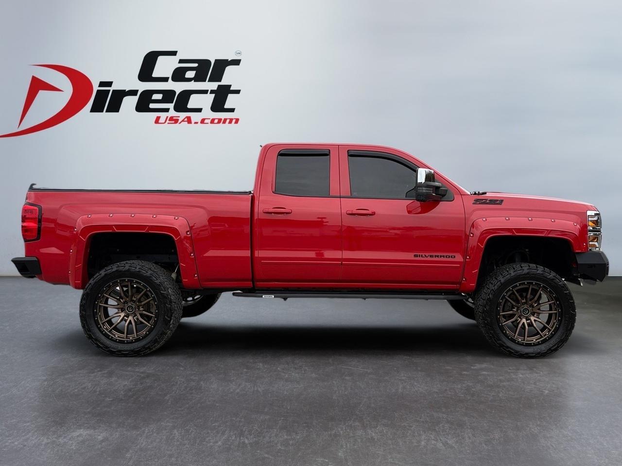 2015 Chevrolet Silverado 1500 LT, LIFTED, RUNNING BOARDS, TOW PACKAGE, CUSTOM FUEL WHEELS, LIGHT BAR, NAVIGATION, POWER REAR SLIDING WINDOW, LOW MILEAGE, THIS BEAST IS READY TO BE ON THE ROAD! Virginia Beach VA