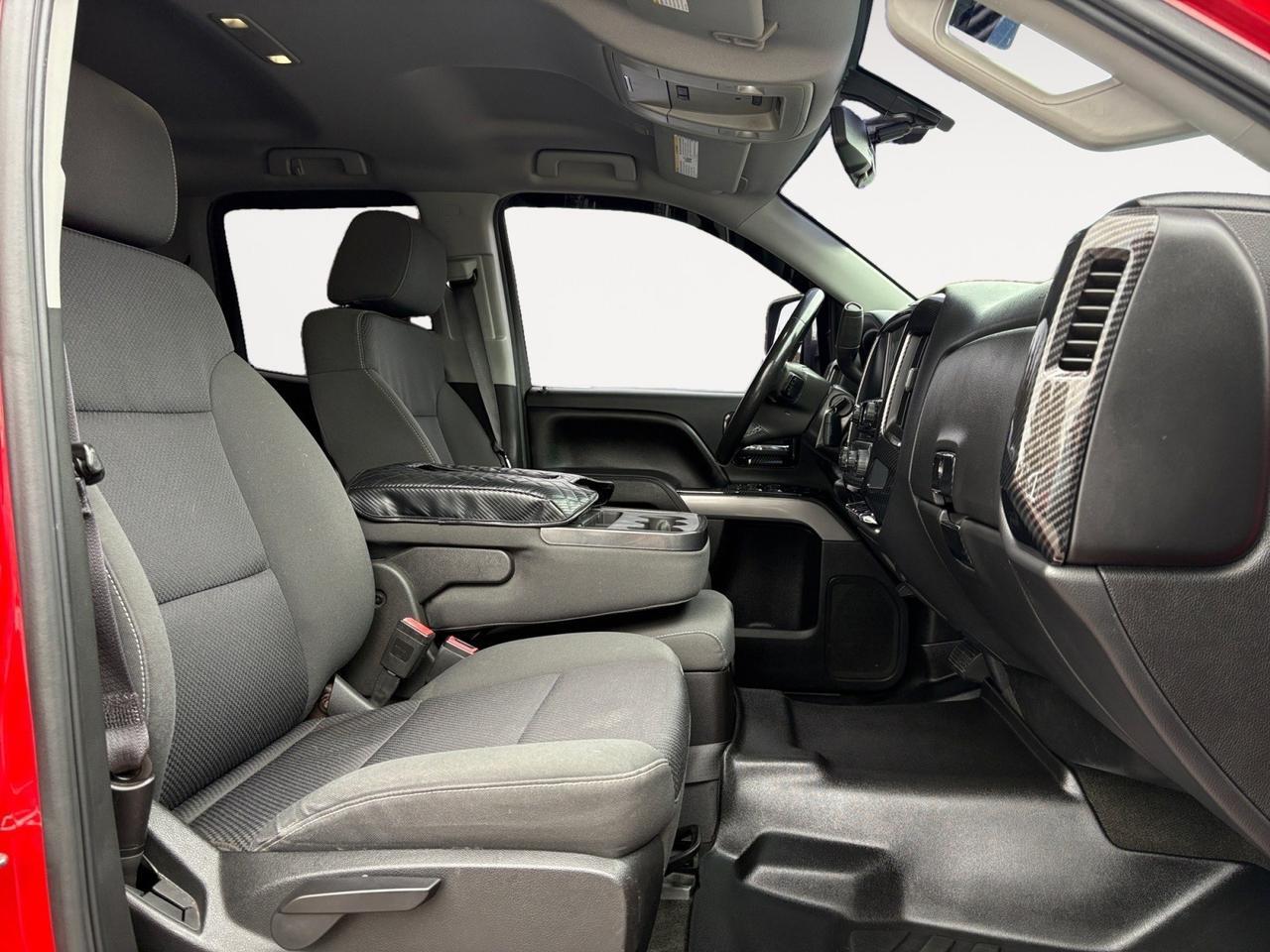 2015 Chevrolet Silverado 1500 LT, LIFTED, RUNNING BOARDS, TOW PACKAGE, CUSTOM FUEL WHEELS, LIGHT BAR, NAVIGATION, POWER REAR SLIDING WINDOW, LOW MILEAGE, THIS BEAST IS READY TO BE ON THE ROAD! Virginia Beach VA