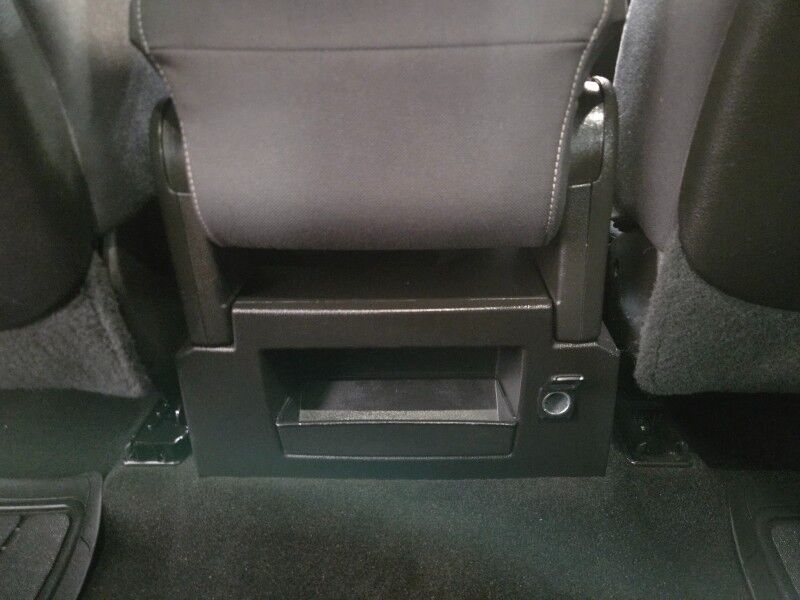 2015 Chevrolet Silverado 2500 4WD 6.0L V8 Backup Camera Bedliner Tool Box FREE WARRANTY Call (682)587-6288 Arlington TX