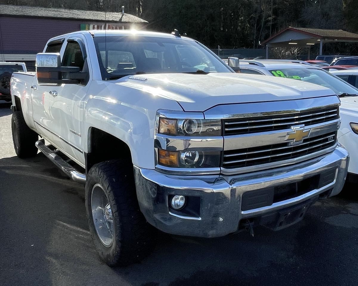 2015 Chevrolet Silverado 2500 HD Crew Cab LTZ Pickup 4D 6 1/2 ft
