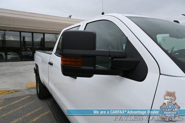 2015 Chevrolet Silverado 2500HD / 4X4 / Crew Cab / Duramax / Power Driver's Seat / Power Windows, Locks & Mirrors / Bluetooth / Cruise Control / Running Boards / Block Heater / Bed Liner / Tow Pkg / Only 59K Miles / 1-Owner Anchorage AK