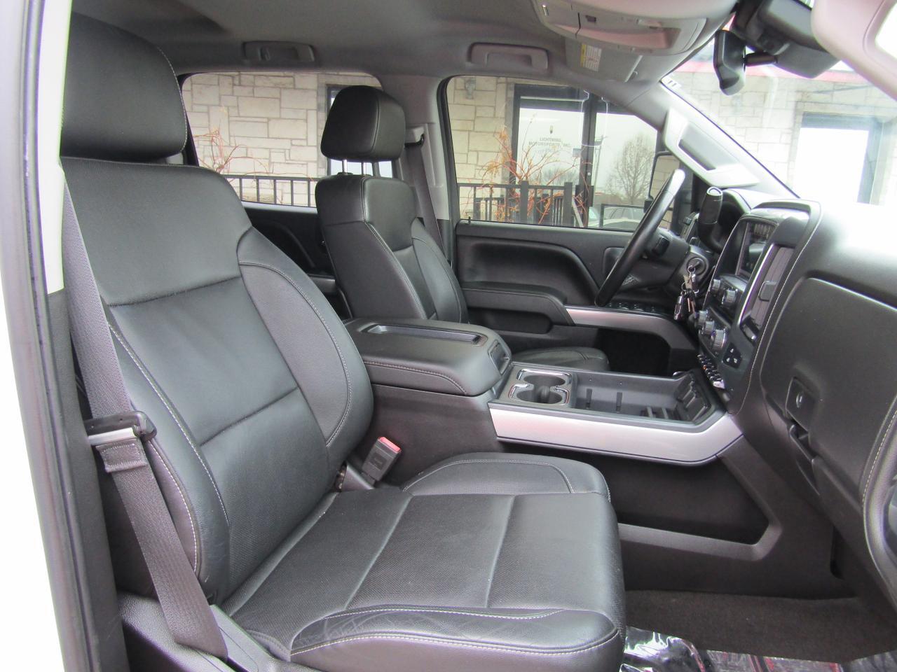 2015 Chevrolet Silverado 2500HD 4WD Crew Cab 153.7 LTZ Grand Prairie TX