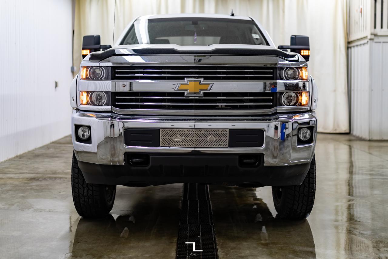 2015 Chevrolet Silverado 2500HD 4x4 Crew Cab LT 6&quot; Lift Wheels BCam Red Deer AB