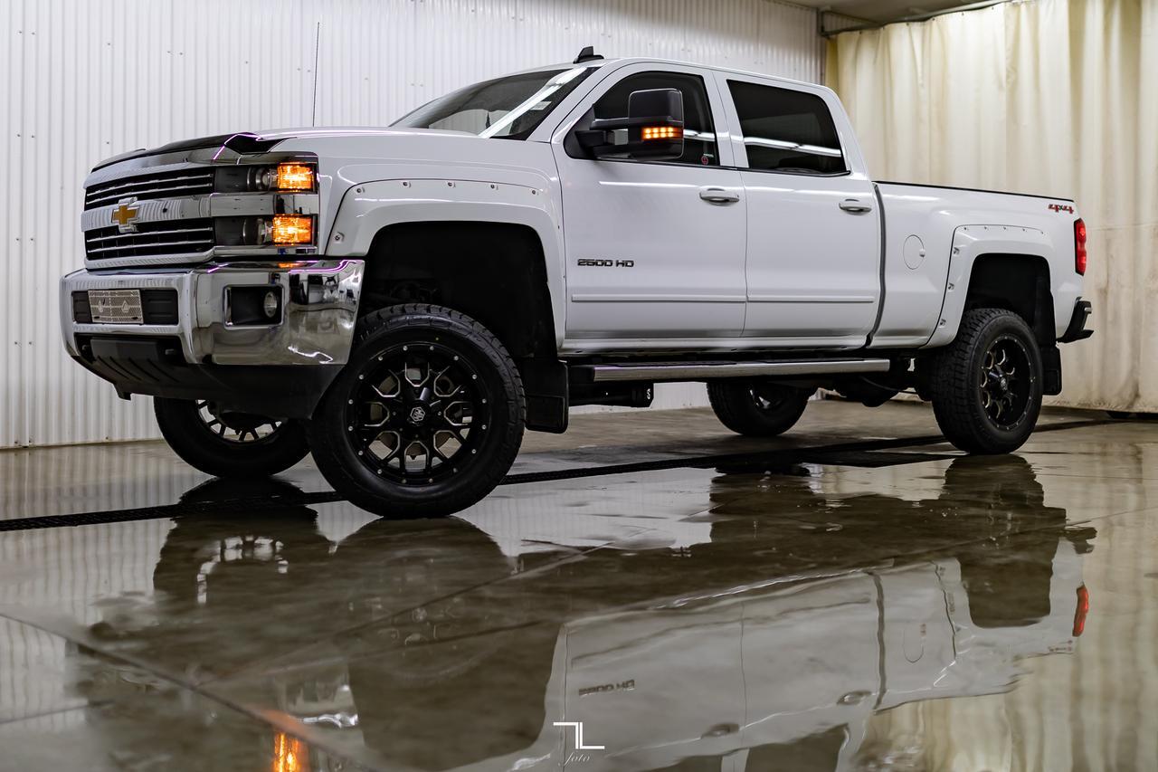 2015 Chevrolet Silverado 2500HD 4x4 Crew Cab LT 6&quot; Lift Wheels BCam Red Deer AB