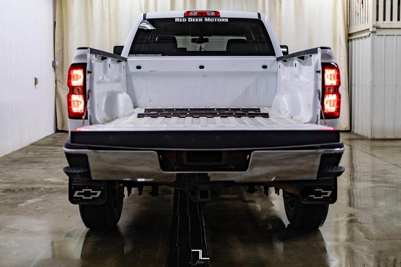 2015 Chevrolet Silverado 2500HD 4x4 Crew Cab LT 6" Lift Wheels BCam Red Deer AB