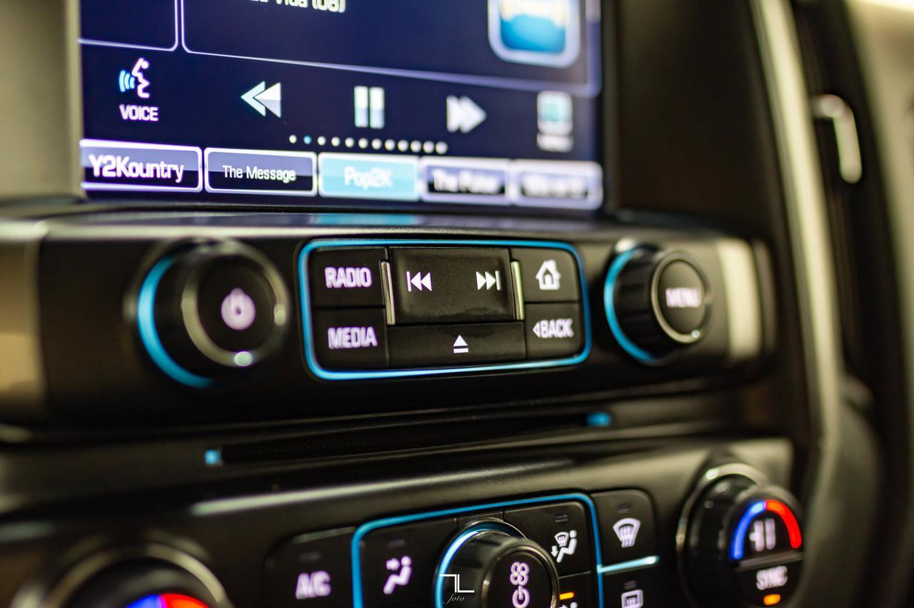 2015 Chevrolet Silverado 2500HD 4x4 Crew Cab LT 6" Lift Wheels BCam Red Deer AB