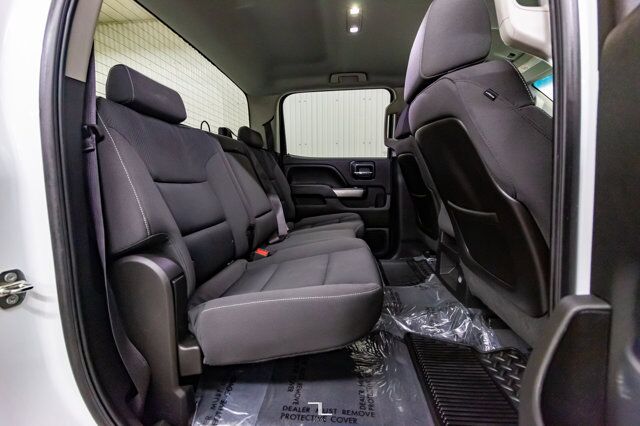 2015 Chevrolet Silverado 2500HD 4x4 Crew Cab LT 6&quot; Lift Wheels BCam Red Deer AB