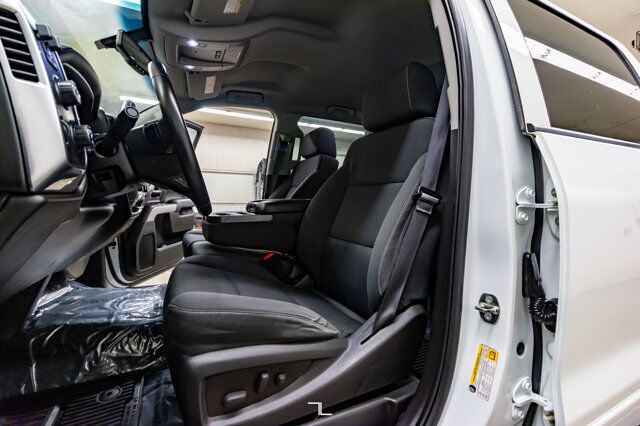 2015 Chevrolet Silverado 2500HD 4x4 Crew Cab LT 6&quot; Lift Wheels BCam Red Deer AB