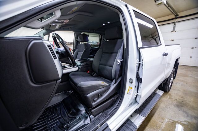 2015 Chevrolet Silverado 2500HD 4x4 Crew Cab LT PSeat BCam Red Deer AB