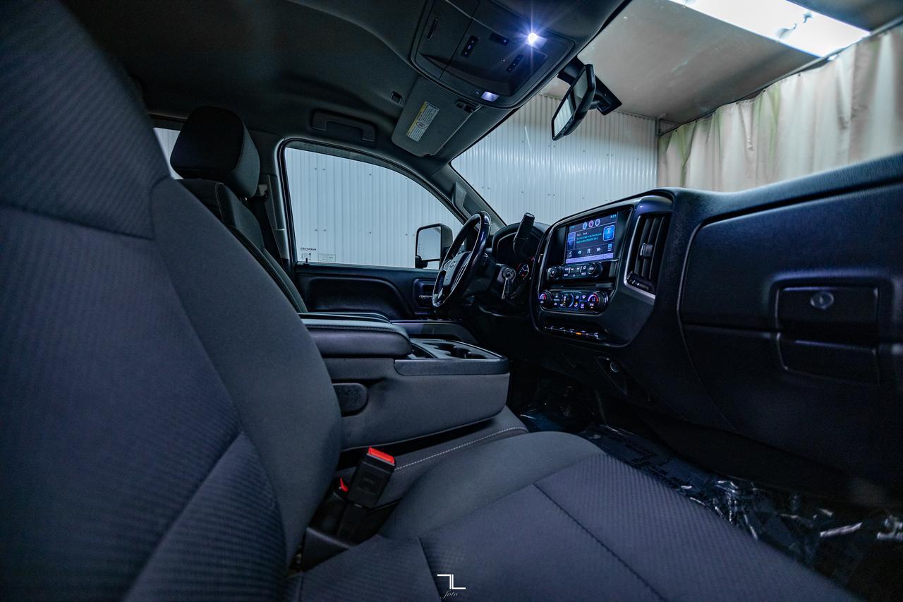 2015 Chevrolet Silverado 2500HD 4x4 Crew Cab LT Z71 BCam Red Deer AB