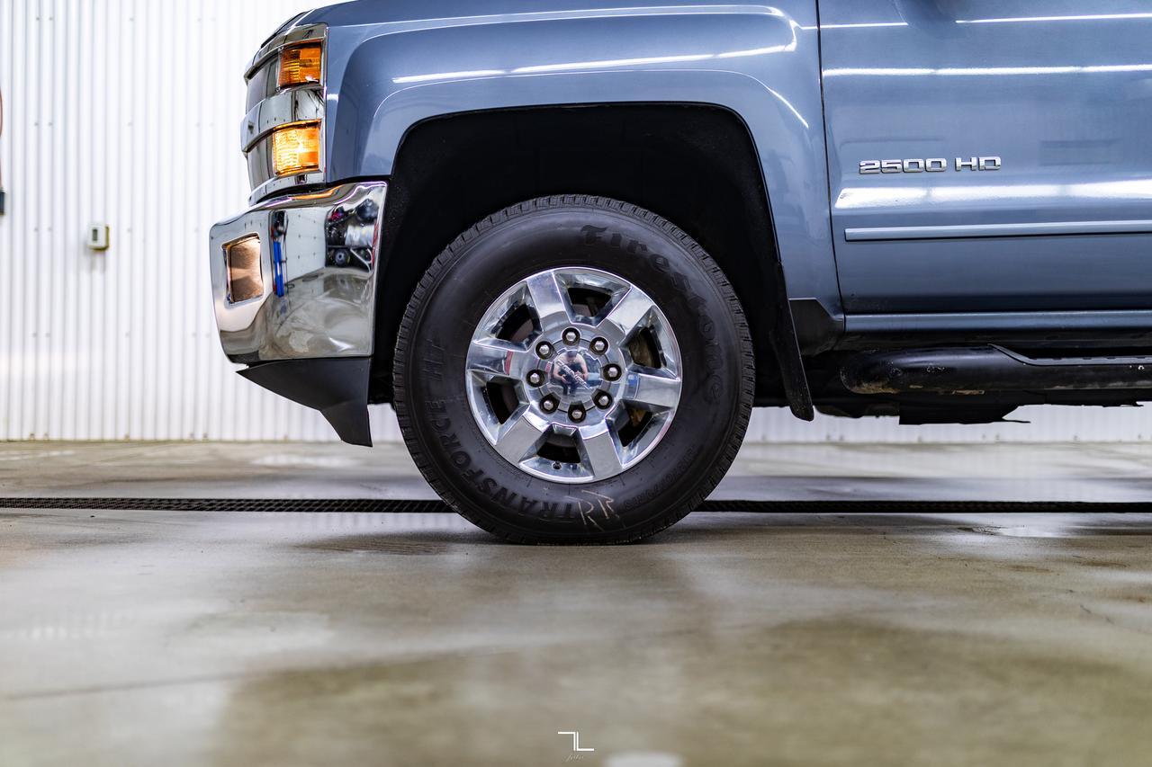 2015 Chevrolet Silverado 2500HD 4x4 Crew Cab LT Z71 BCam Red Deer AB