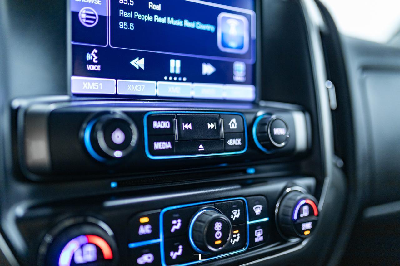 2015 Chevrolet Silverado 2500HD 4x4 Crew Cab LT Z71 BCam Red Deer AB