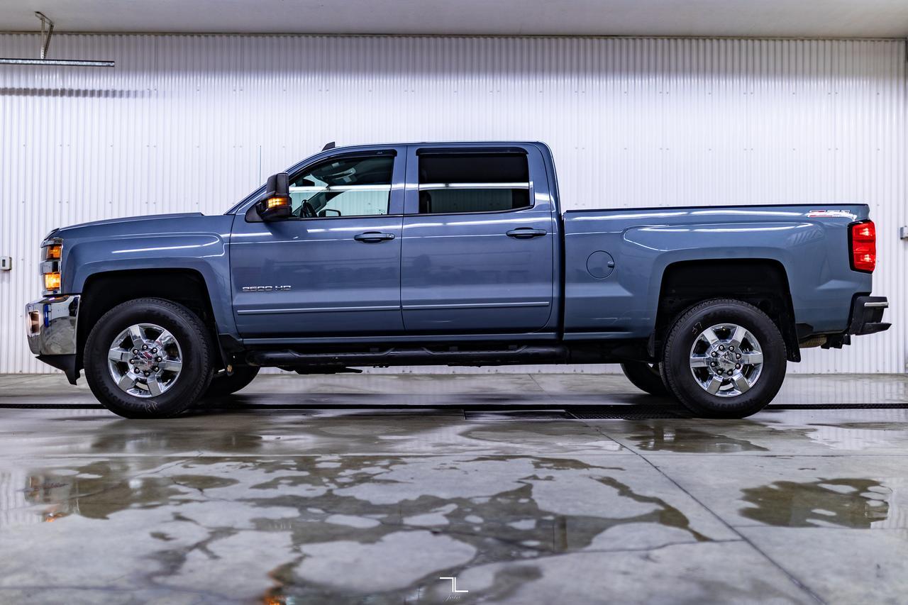 2015 Chevrolet Silverado 2500HD 4x4 Crew Cab LT Z71 BCam Red Deer AB