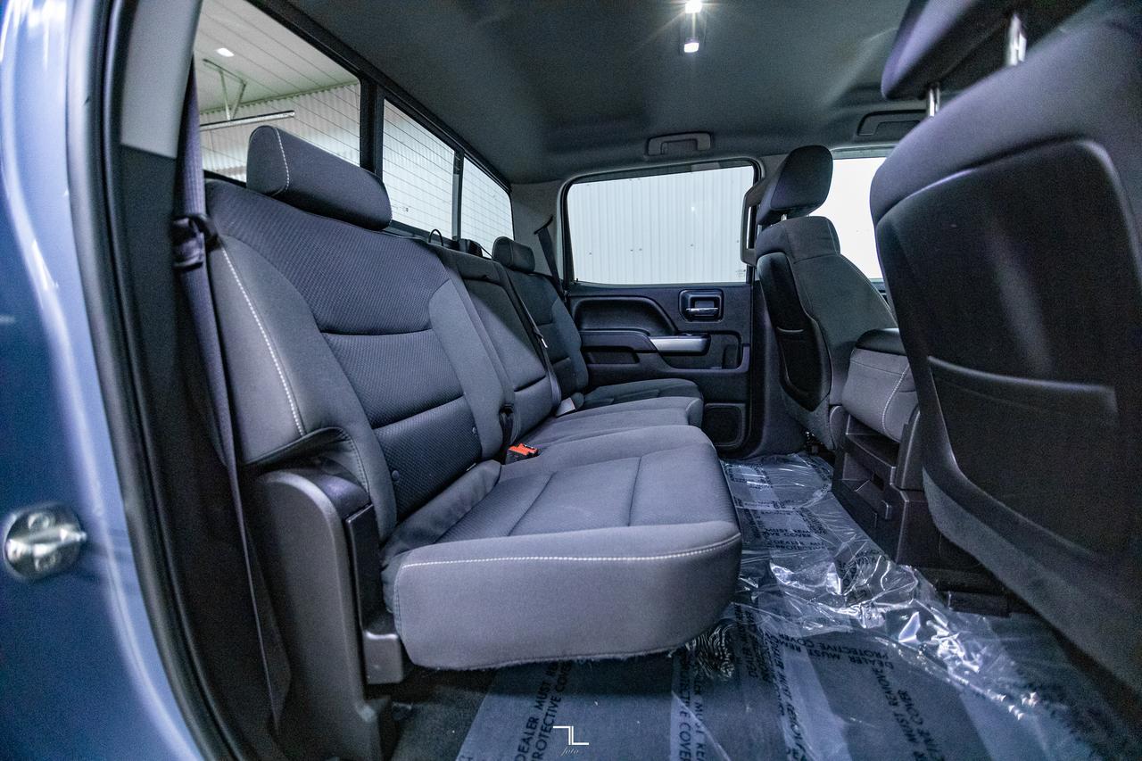 2015 Chevrolet Silverado 2500HD 4x4 Crew Cab LT Z71 BCam Red Deer AB