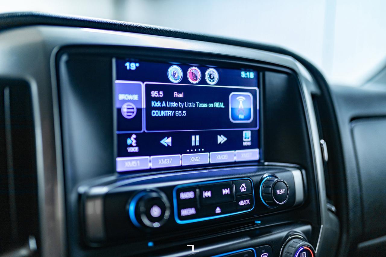 2015 Chevrolet Silverado 2500HD 4x4 Crew Cab LT Z71 BCam Red Deer AB