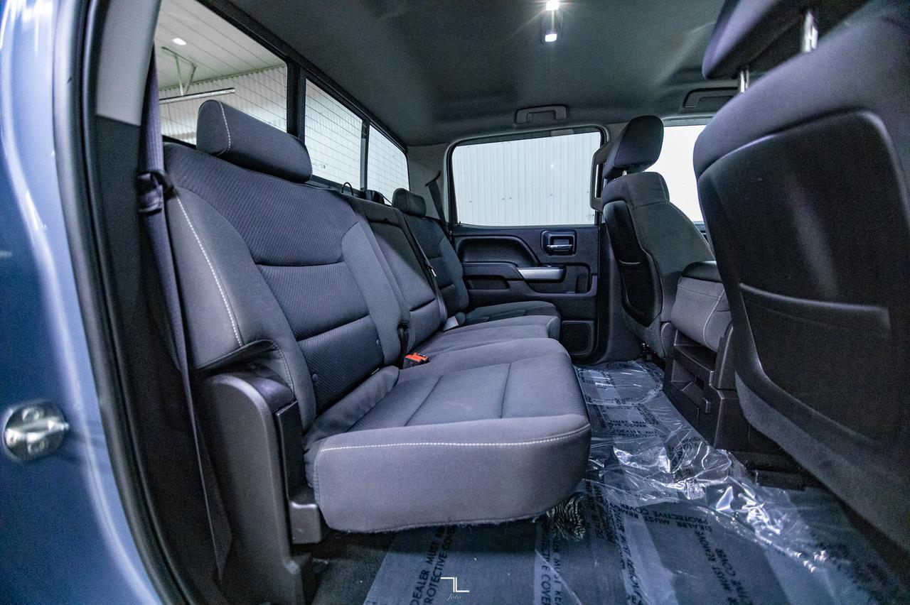 2015 Chevrolet Silverado 2500HD 4x4 Crew Cab LT Z71 BCam Red Deer AB