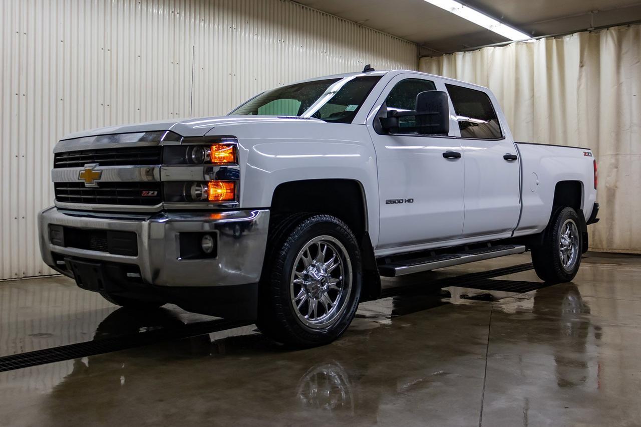 2015 Chevrolet Silverado 2500HD 4x4 Crew Cab LT Z71 Diesel BCam Red Deer AB