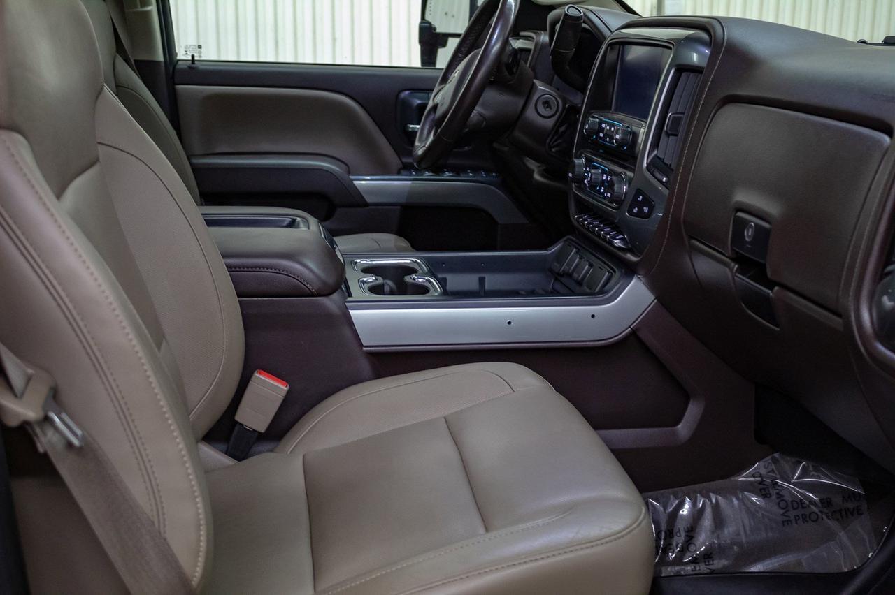 2015 Chevrolet Silverado 2500HD 4x4 Crew Cab LTZ Z71 Diesel Red Deer AB