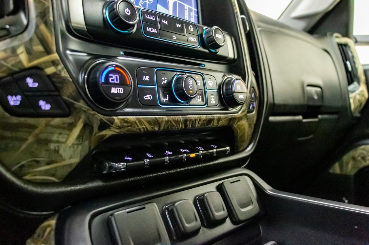 2015 Chevrolet Silverado 2500HD 4x4 Crew Cab LTZ Z71 Duck Commander Red Deer AB