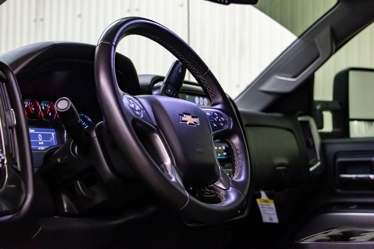 2015 Chevrolet Silverado 2500HD 4x4 Double Cab LT Diesel BCam Red Deer AB