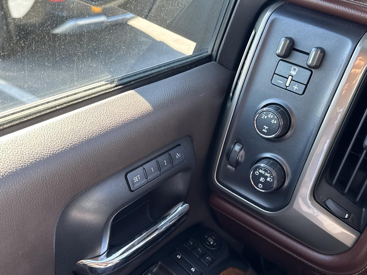 2015 Chevrolet Silverado 2500HD Built After Aug 14 High Country San Antonio TX
