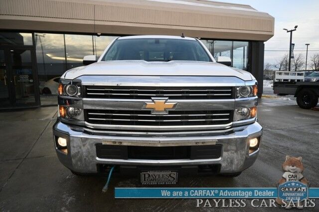 2015 Chevrolet Silverado 2500HD LT / 4X4 / Crew Cab / AutoStart / 6.6L Duramax Diesel / Power & Heated Cloth Seats / Bluetooth / Backup Camera / Cruise Control / Keyless Entry / Bed Liner / Block Heater / Tow Pkg / Only 44K Miles / 1-Owner