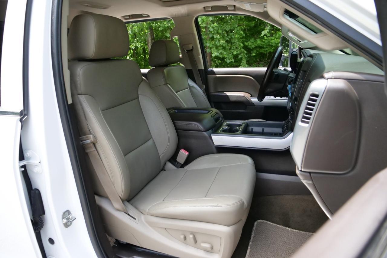 2015 Chevrolet Silverado 2500HD LTZ 4X4 / Plus Package / 6.6L Turbo Diesel! High Point NC