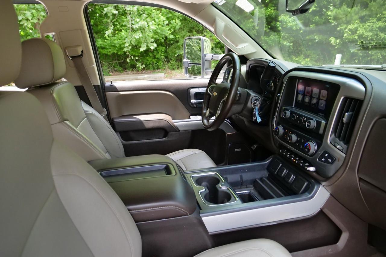 2015 Chevrolet Silverado 2500HD LTZ 4X4 / Plus Package / 6.6L Turbo Diesel! High Point NC