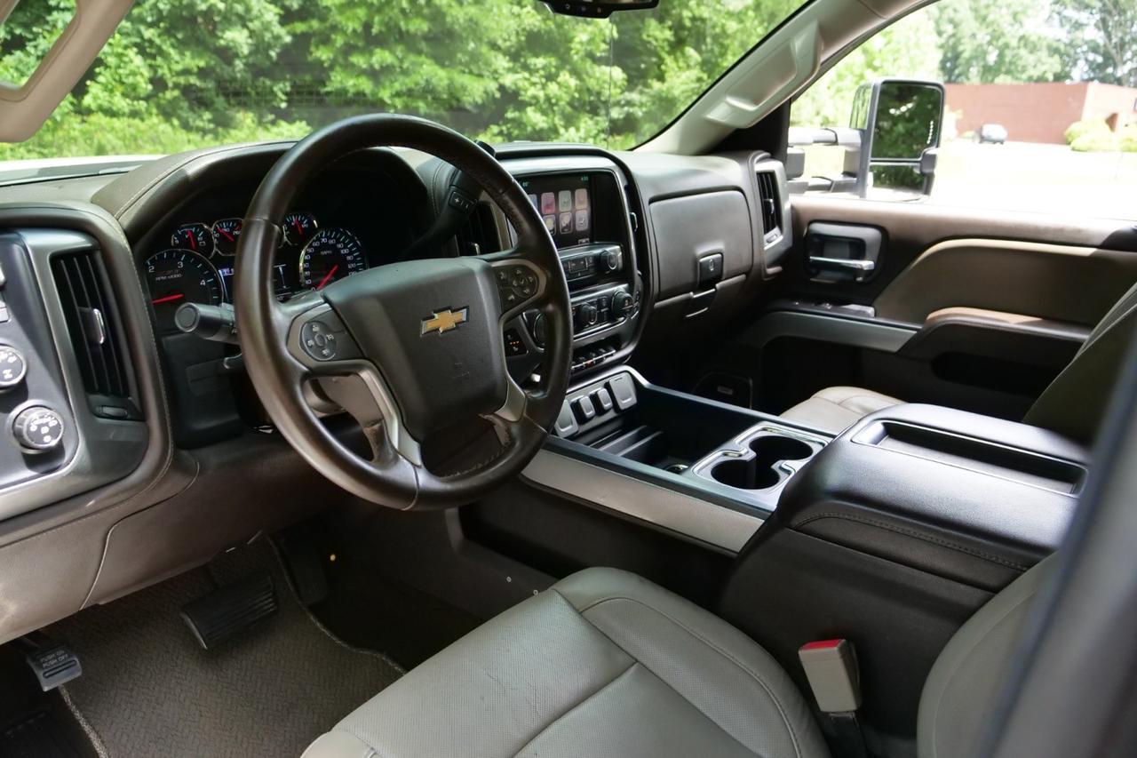 2015 Chevrolet Silverado 2500HD LTZ 4X4 / Plus Package / 6.6L Turbo Diesel! High Point NC