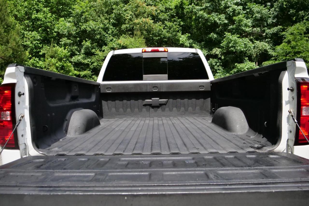 2015 Chevrolet Silverado 2500HD LTZ 4X4 / Plus Package / 6.6L Turbo Diesel! High Point NC