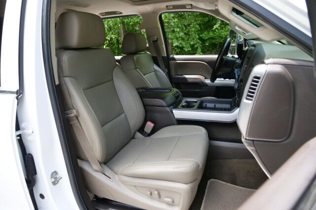 2015 Chevrolet Silverado 2500HD LTZ 4X4 / Plus Package / 6.6L Turbo Diesel! High Point NC