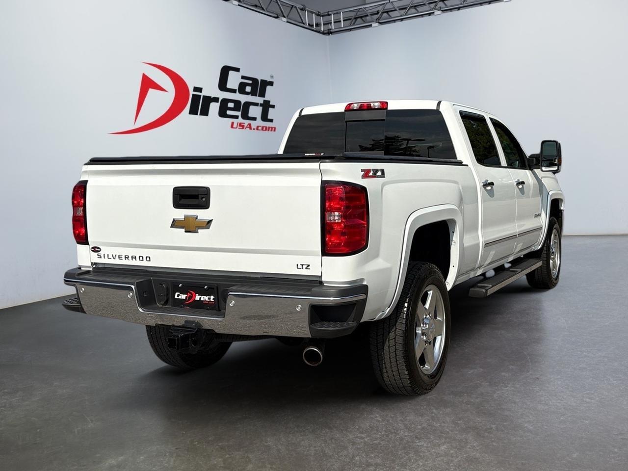 2015 Chevrolet Silverado 2500HD LTZ, RUNNING BOARDS, TOW PACKAGE, SUNROOF, BLIND SPOT ALERT, HEATED & VENTILATED SEATS, HEATED STEERING WHEEL, REAR POWER SLIDING WINDOW, BACKUP CAMERA WITH PARKING SENSORS, ONLY 89K MILES, CLEAN CARFAX, THIS CHEVY IS IN GREAT CONDITION!