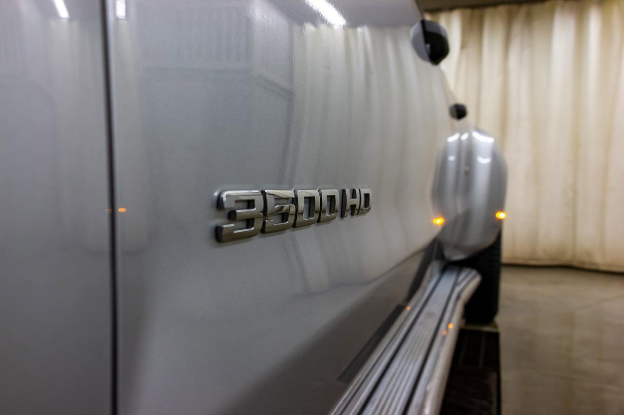 2015 Chevrolet Silverado 3500HD 4x4 Crew Cab LT DRW Red Deer AB