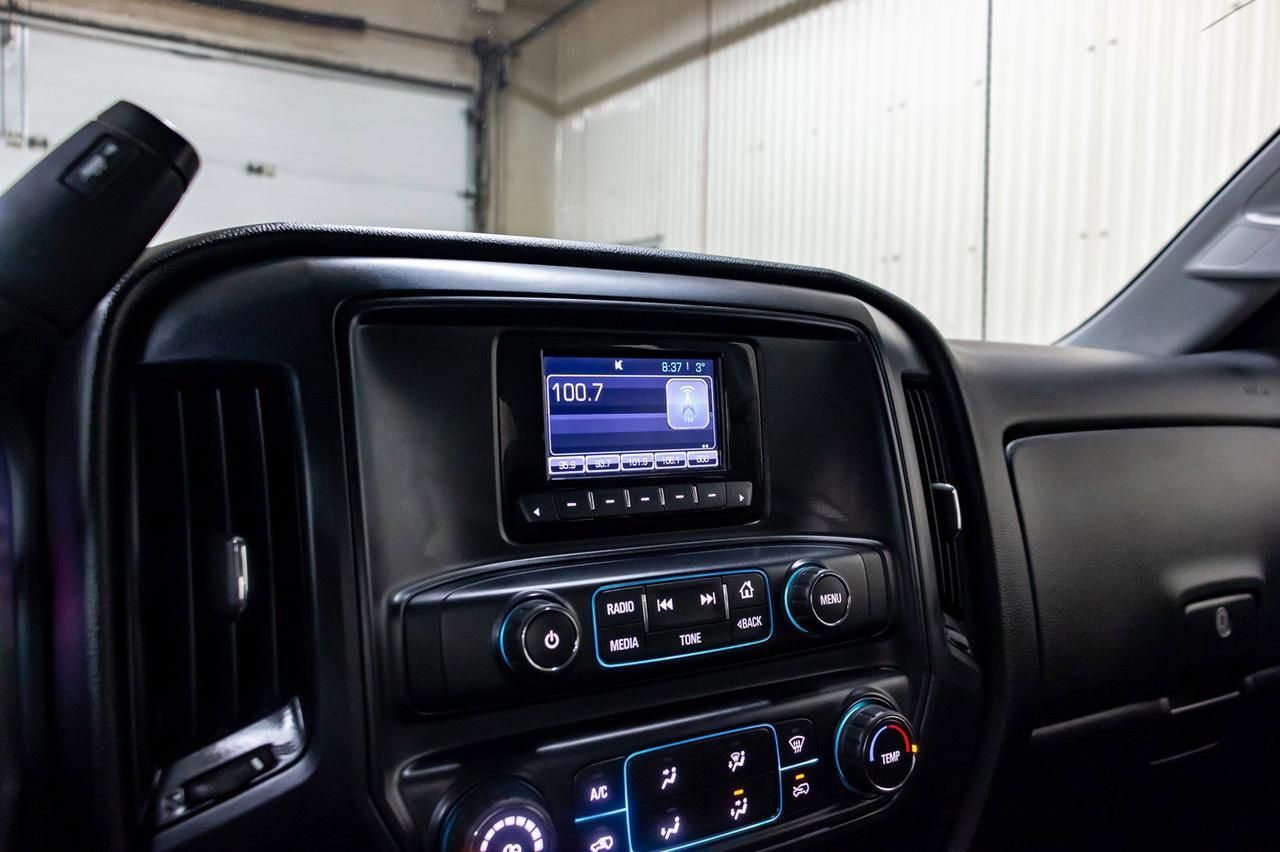 2015 Chevrolet Silverado 3500HD 4x4 Crew Cab LT DRW Red Deer AB