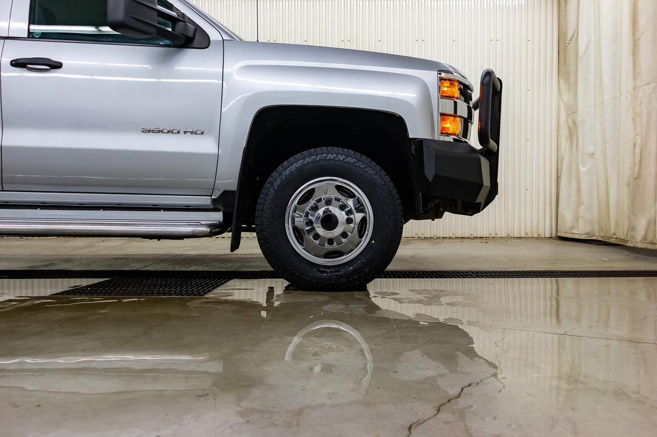 2015 Chevrolet Silverado 3500HD 4x4 Crew Cab LT DRW Red Deer AB