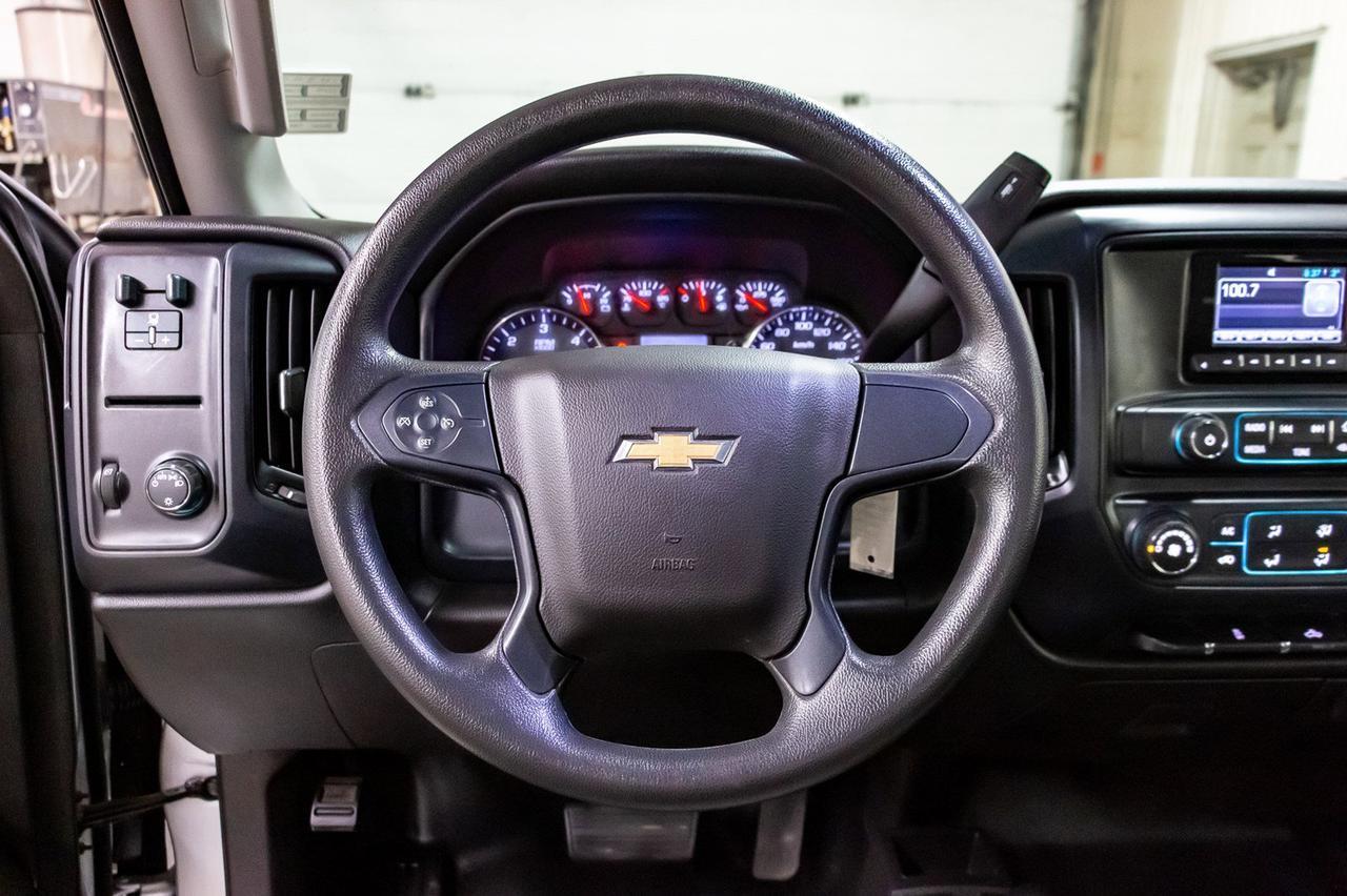 2015 Chevrolet Silverado 3500HD 4x4 Crew Cab LT DRW Red Deer AB