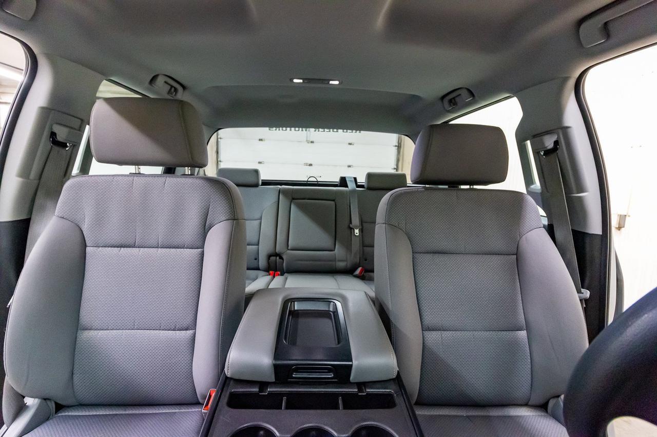 2015 Chevrolet Silverado 3500HD 4x4 Crew Cab LT DRW Red Deer AB