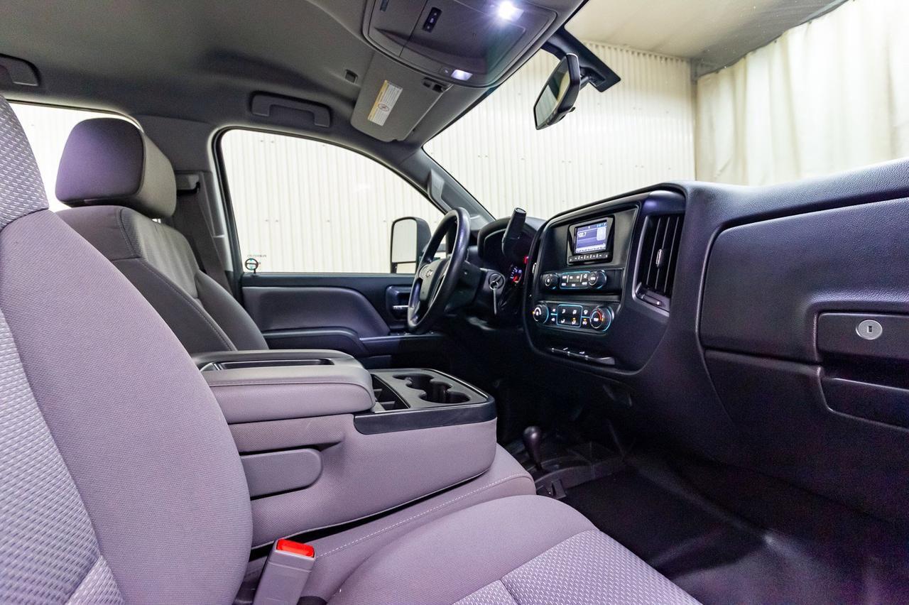 2015 Chevrolet Silverado 3500HD 4x4 Crew Cab LT DRW Red Deer AB