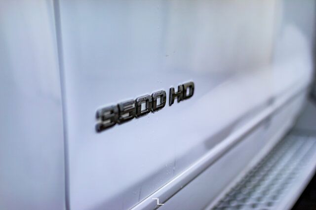 2015 Chevrolet Silverado 3500HD 4x4 Crew Cab LT Deck BCam Red Deer AB