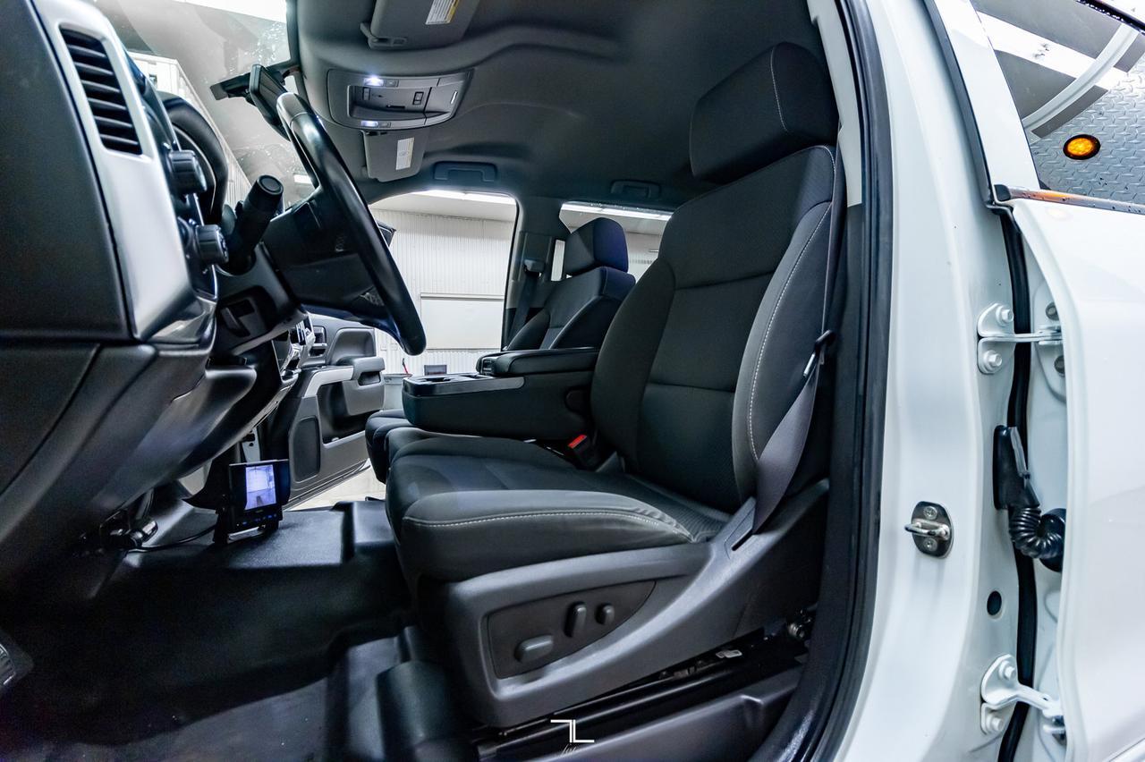 2015 Chevrolet Silverado 3500HD 4x4 Crew Cab LT Deck BCam Red Deer AB