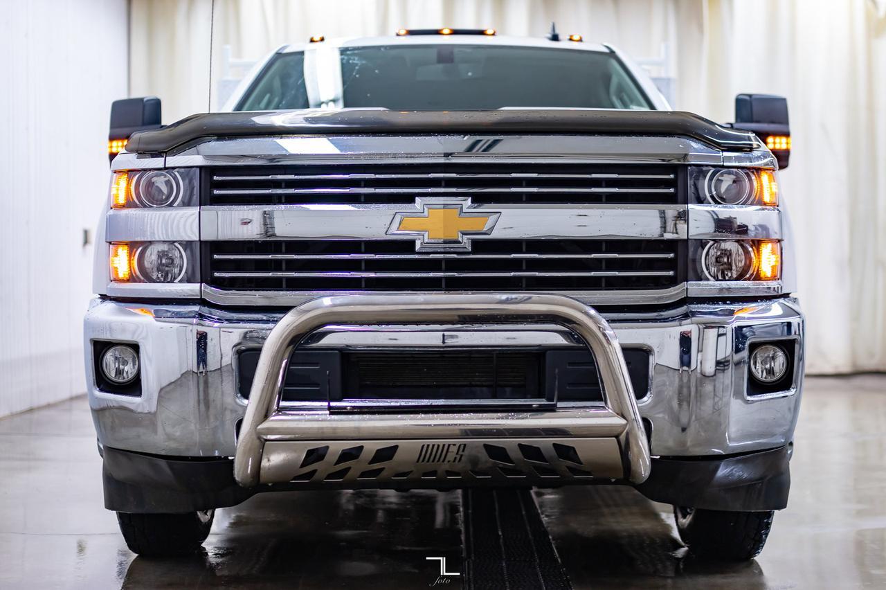 2015 Chevrolet Silverado 3500HD 4x4 Crew Cab LT Deck BCam Red Deer AB