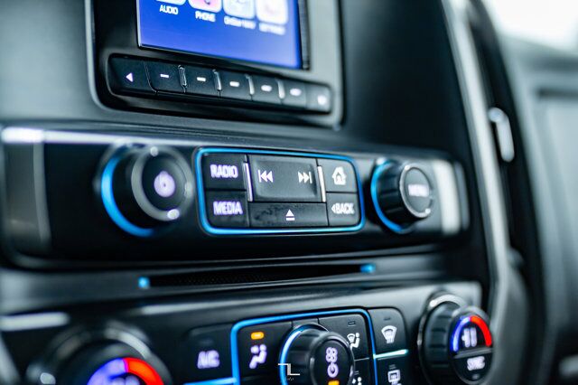 2015 Chevrolet Silverado 3500HD 4x4 Crew Cab LT Deck BCam Red Deer AB