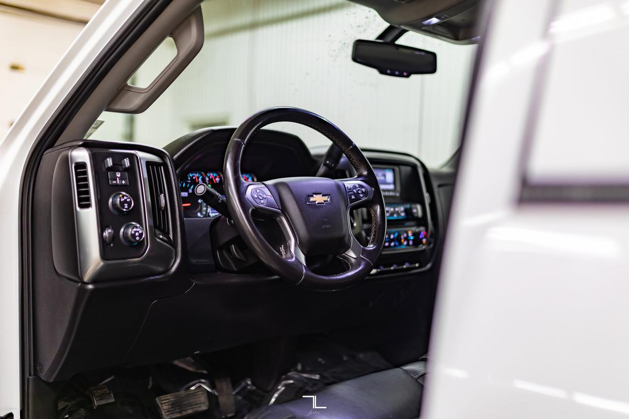 2015 Chevrolet Silverado 3500HD 4x4 Crew Cab LT Diesel Leather BCam Red Deer AB