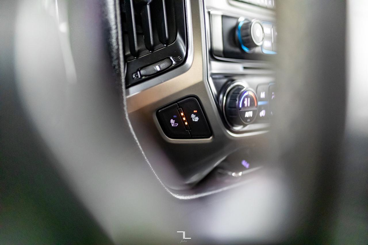 2015 Chevrolet Silverado 3500HD 4x4 Crew Cab LT Diesel Leather BCam Red Deer AB