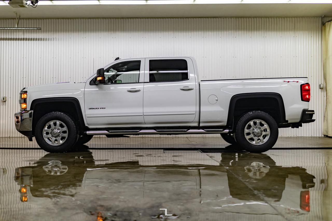 2015 Chevrolet Silverado 3500HD 4x4 Crew Cab LT Diesel Leather BCam Red Deer AB