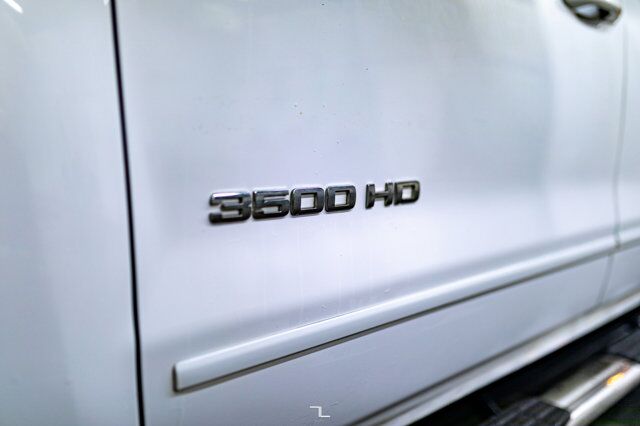 2015 Chevrolet Silverado 3500HD 4x4 Crew Cab LT Dually Deck BCam Red Deer AB