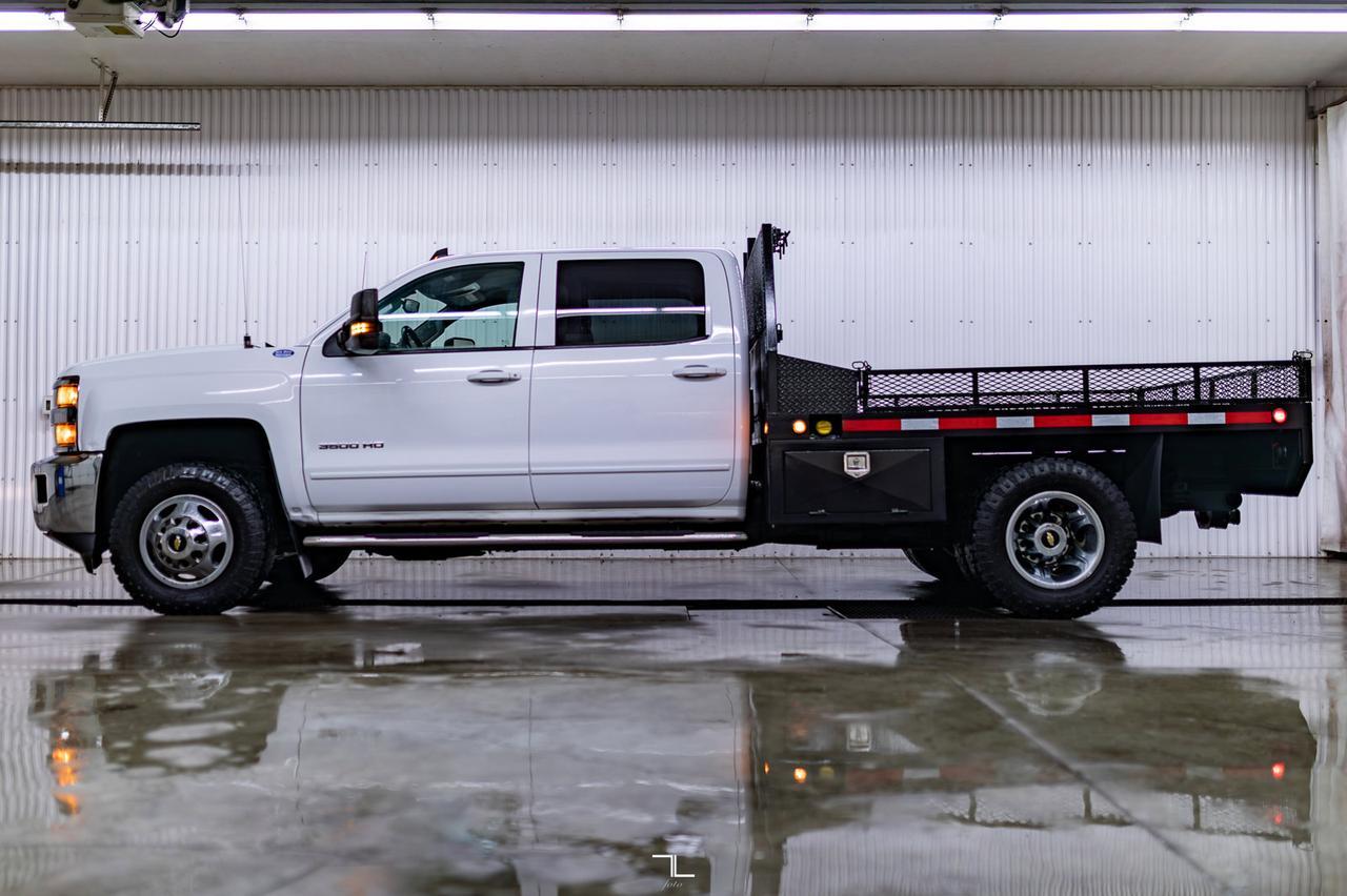 2015 Chevrolet Silverado 3500HD 4x4 Crew Cab LT Dually Deck BCam Red Deer AB