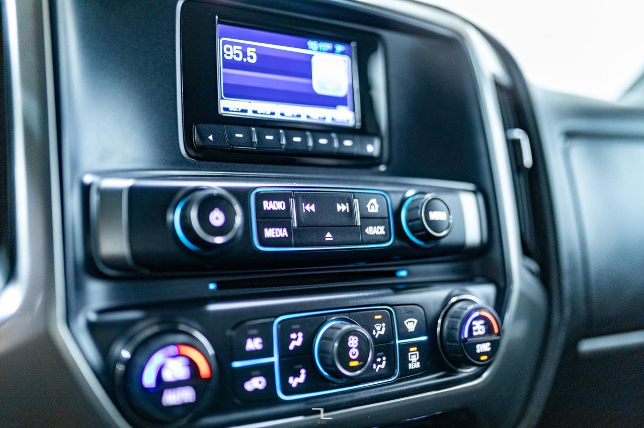 2015 Chevrolet Silverado 3500HD 4x4 Crew Cab LT Dually Deck BCam Red Deer AB